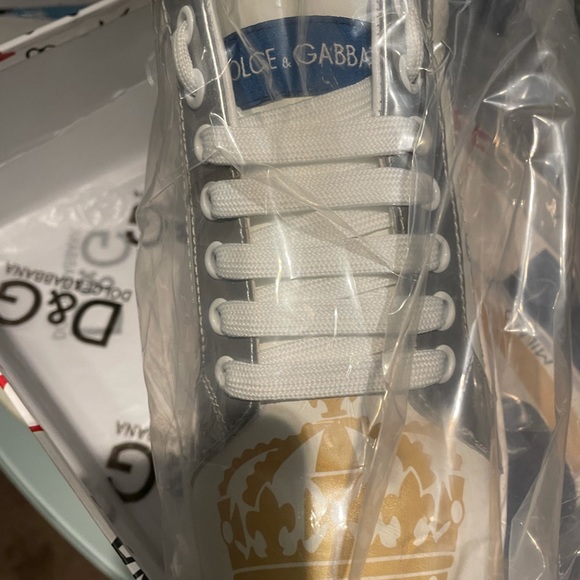 Dolce kicks - Picture 2 of 4